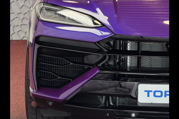 Lamborghini Urus 4.0 V8 SE 800 PK ALLE OPTIES/CARBON /AD PERSONAM/ VIOLA MITHRAS/ PANO / MASSAGE phev . Viola Mithras