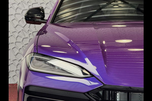 Lamborghini Urus 4.0 V8 SE 800 PK ALLE OPTIES/CARBON /AD PERSONAM/ VIOLA MITHRAS/ PANO / MASSAGE phev . Viola Mithras