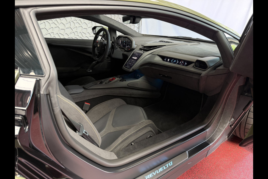 Lamborghini Revuelto 6.5 V12 1015 PK AD PERSONAM 05/2026