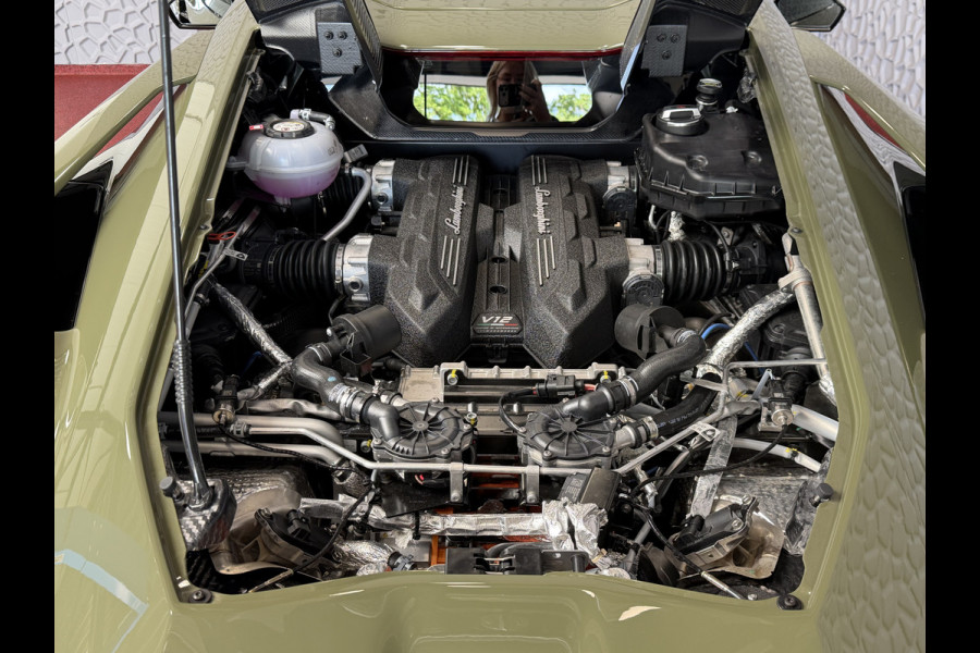 Lamborghini Revuelto 6.5 V12 1015 PK AD PERSONAM 05/2026