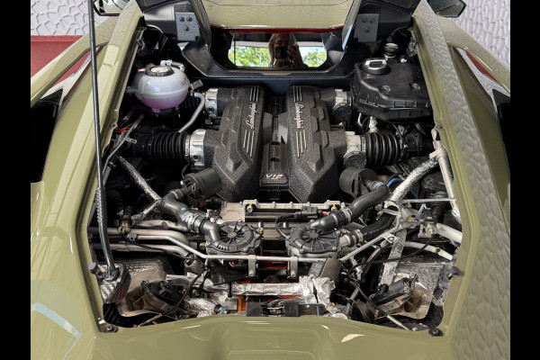 Lamborghini Revuelto 6.5 V12 1015 PK AD PERSONAM 05/2026