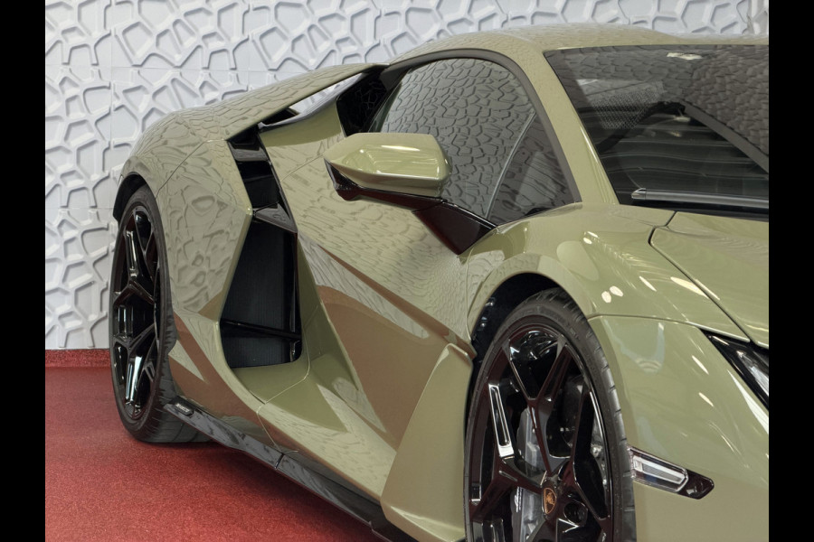 Lamborghini Revuelto 6.5 V12 1015 PK AD PERSONAM 05/2026