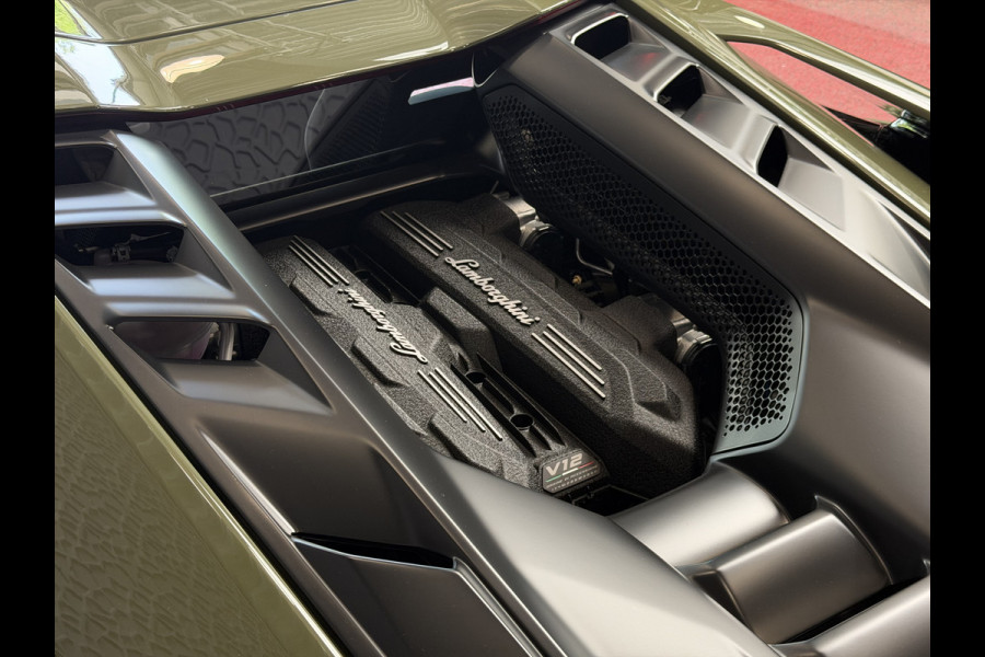 Lamborghini Revuelto 6.5 V12 1015 PK AD PERSONAM 05/2026