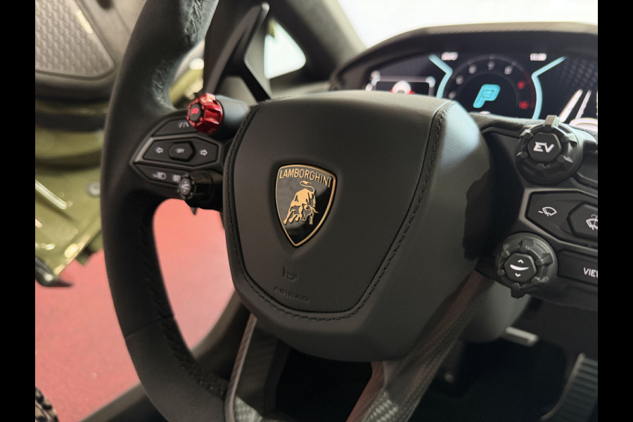Lamborghini Revuelto 6.5 V12 1015 PK AD PERSONAM 05/2026