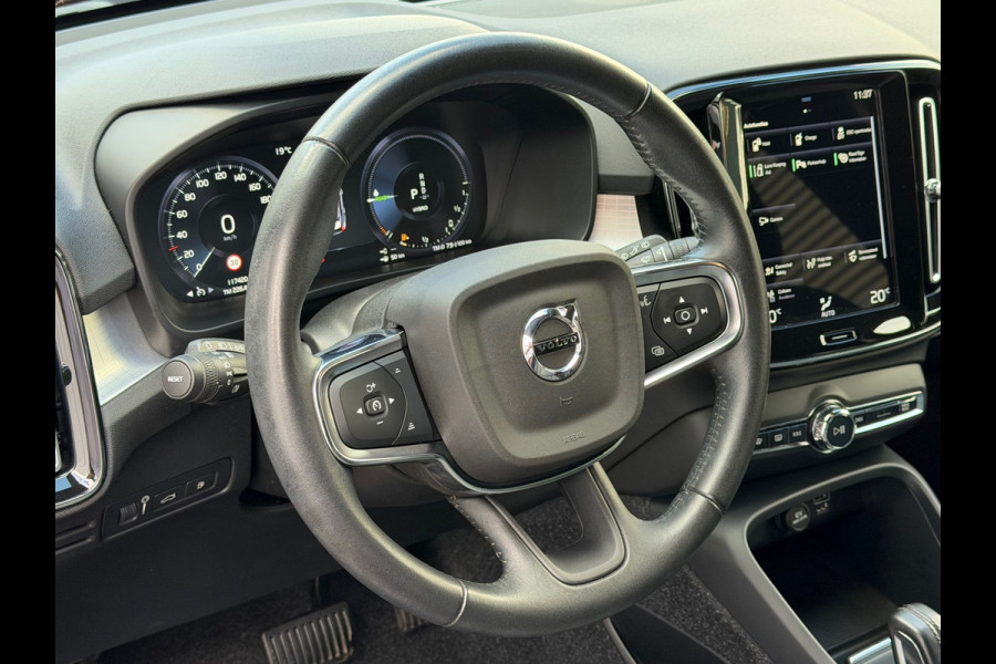 Volvo XC40 1.5 T4 Recharge | Navi | Cruise |Camera | Clima | 18"Lichtmetaal.