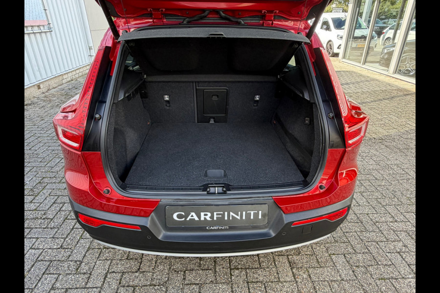 Volvo XC40 1.5 T4 Recharge | Navi | Cruise |Camera | Clima | 18"Lichtmetaal.