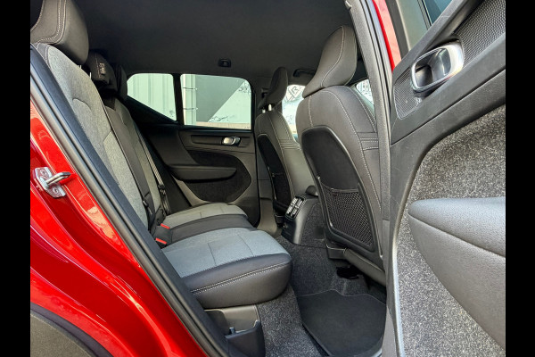 Volvo XC40 1.5 T4 Recharge | Navi | Cruise |Camera | Clima | 18"Lichtmetaal.