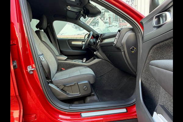 Volvo XC40 1.5 T4 Recharge | Navi | Cruise |Camera | Clima | 18"Lichtmetaal.