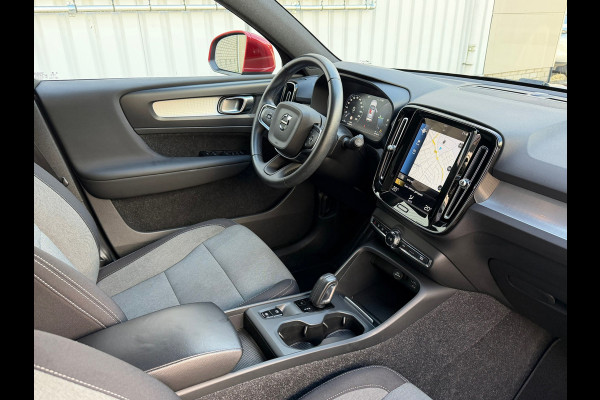 Volvo XC40 1.5 T4 Recharge | Navi | Cruise |Camera | Clima | 18"Lichtmetaal.