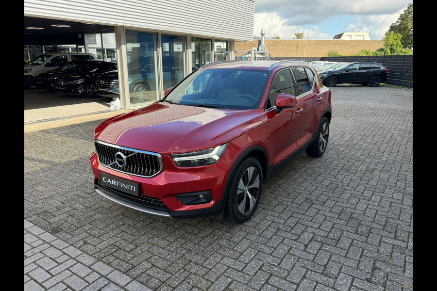 Volvo XC40 1.5 T4 Recharge | Navi | Cruise |Camera | Clima | 18"Lichtmetaal.