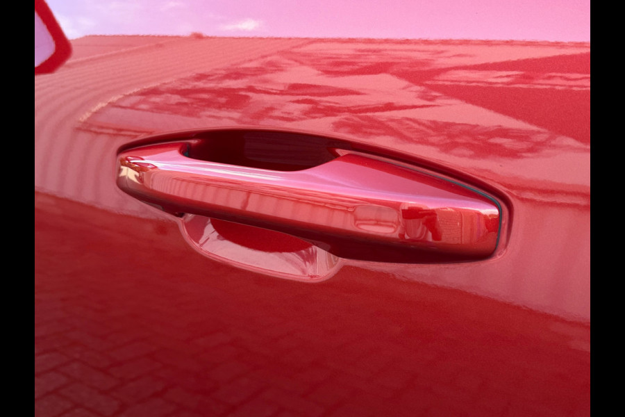 Volvo XC40 1.5 T4 Recharge | Navi | Cruise |Camera | Clima | 18"Lichtmetaal.