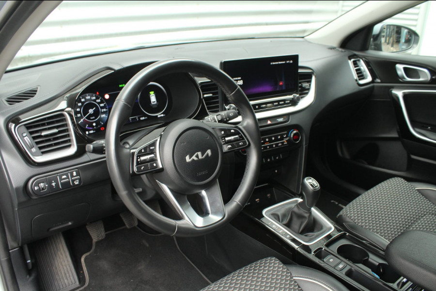 Kia Ceed Sportswagon 1.5 T-GDi 140pk DynamicPlusLine Trekhaak NL-Auto NAP