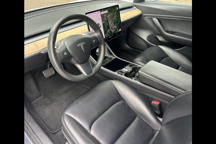 Tesla Model 3 Standard RWD Plus 60 kWh 83,4% SOH 19INCH Rijklaarprijs!