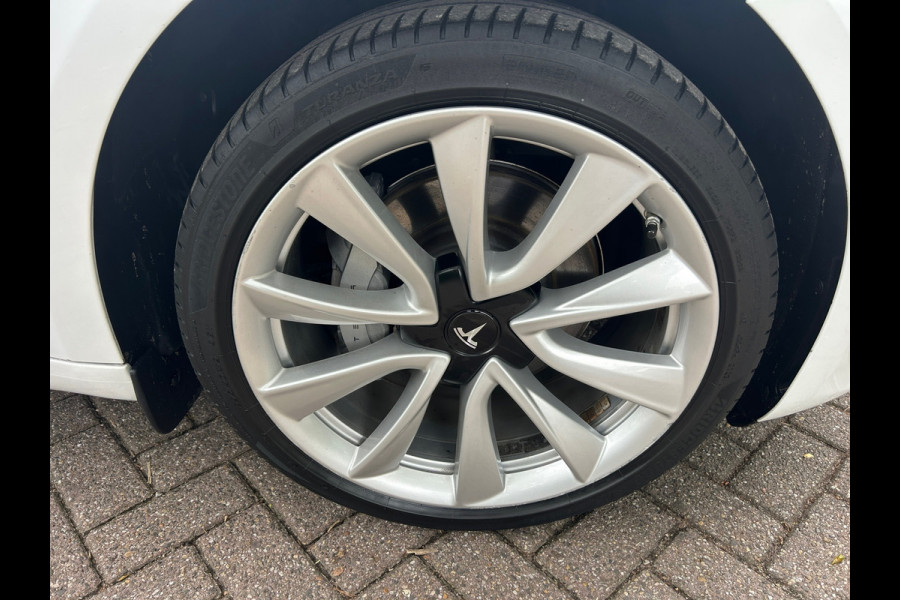 Tesla Model 3 Standard RWD Plus 60 kWh 83,4% SOH 19INCH Rijklaarprijs!