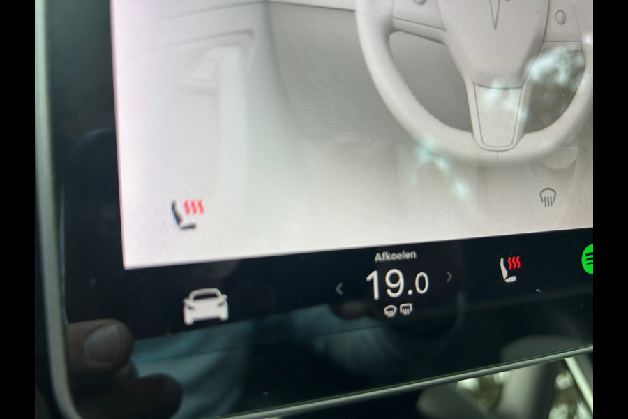 Tesla Model 3 Standard RWD Plus 60 kWh 83,4% SOH 19INCH Rijklaarprijs!