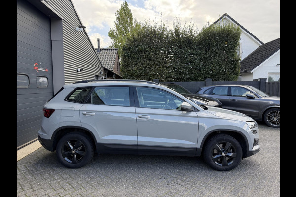 Škoda Karoq 2.0 TDI DSG | Navigatie | Camera | DAB | Lichtmetalen Velgen | Trekhaak |
