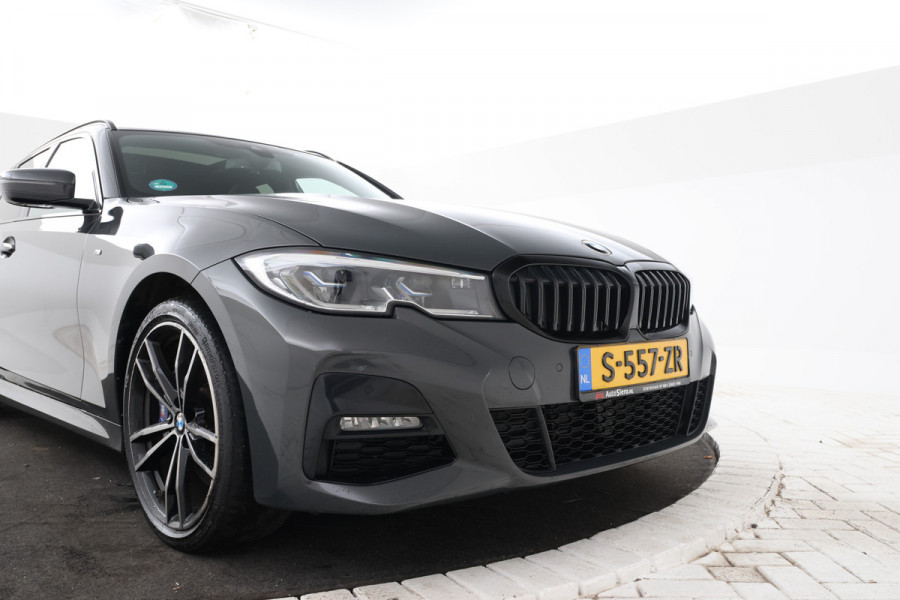 BMW 3 Serie Touring 330e xDrive High Executive Panorama, M-Pakket, Trekhaak!