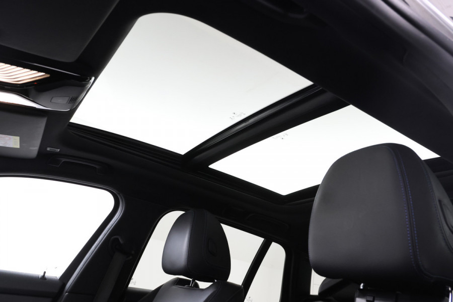 BMW 3 Serie Touring 330e xDrive High Executive Panorama, M-Pakket, Trekhaak!