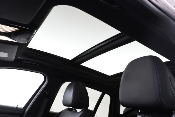 BMW 3 Serie Touring 330e xDrive High Executive Panorama, M-Pakket, Trekhaak!