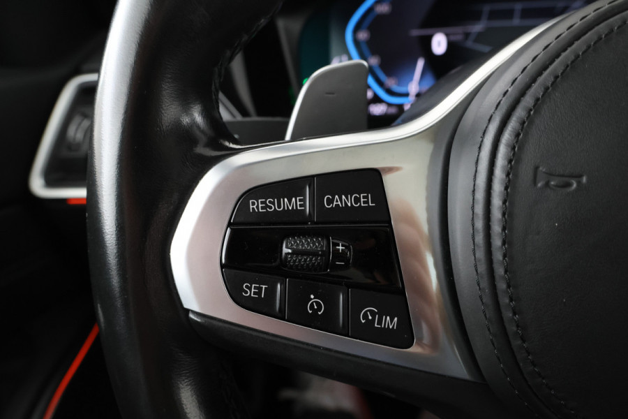 BMW 3 Serie Touring 330e xDrive High Executive Panorama, M-Pakket, Trekhaak!
