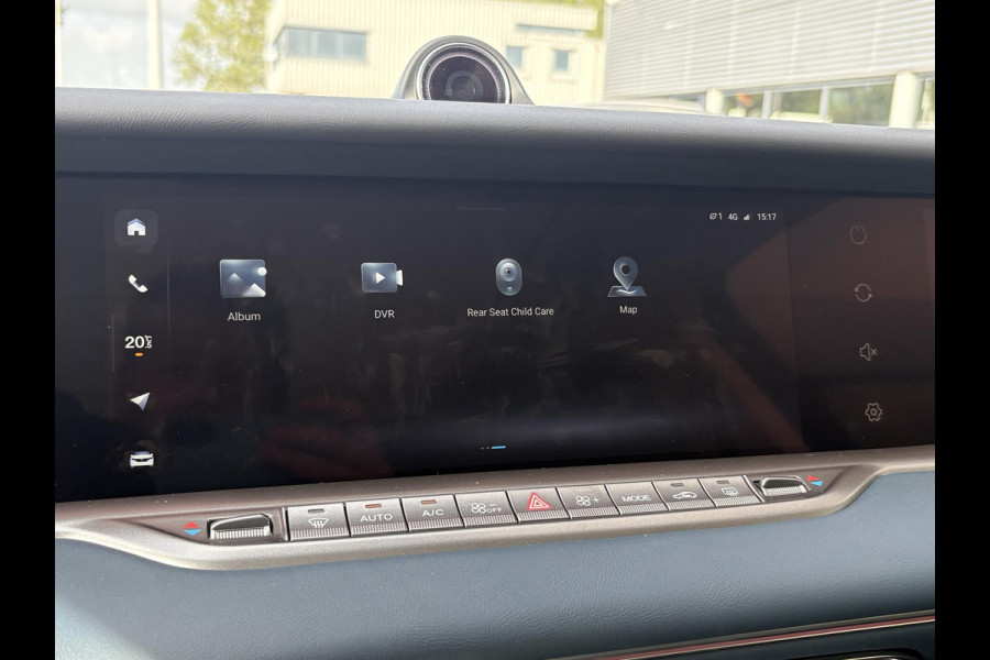 VOYAH Free Flagship 4WD 106 kWh | Panoramadak | Dynaudio Hi-FI | 360° Camera | Luchtvering | Adaptieve Cruise Control | Dodehoekassistent | Elektrisch Verstelbare Stoelen + Massage | Stoelverwarming | Stoelventilatie | Sfeerverlichting |