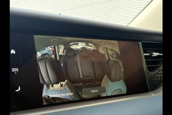 VOYAH Free Flagship 4WD 106 kWh | Panoramadak | Dynaudio Hi-FI | 360° Camera | Luchtvering | Adaptieve Cruise Control | Dodehoekassistent | Elektrisch Verstelbare Stoelen + Massage | Stoelverwarming | Stoelventilatie | Sfeerverlichting |