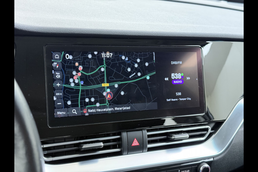 Kia e-Niro DynamicLine 64kWh 204PK Warmtepomp SOH 98% Camera Adap.Cruise Stoel+Stuurverwarming Navi Ecc Apple Carplay Android Auto Pdc Isofix Lane Assist VESS Regen-Lichtsensor 1e Eigenaar Origineel Nederlandse Auto