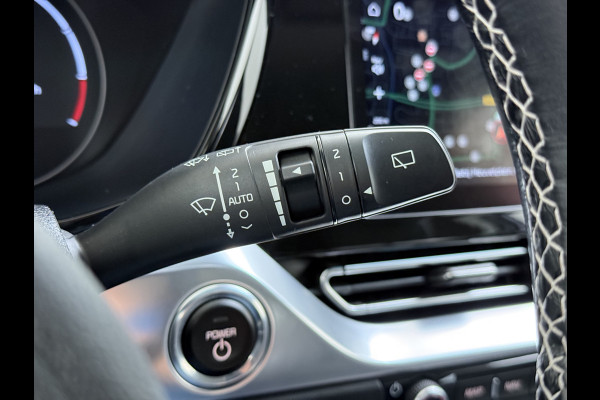 Kia e-Niro DynamicLine 64kWh 204PK Warmtepomp SOH 98% Camera Adap.Cruise Stoel+Stuurverwarming Navi Ecc Apple Carplay Android Auto Pdc Isofix Lane Assist VESS Regen-Lichtsensor 1e Eigenaar Origineel Nederlandse Auto