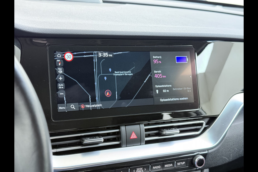Kia e-Niro DynamicLine 64kWh 204PK Warmtepomp SOH 98% Camera Adap.Cruise Stoel+Stuurverwarming Navi Ecc Apple Carplay Android Auto Pdc Isofix Lane Assist VESS Regen-Lichtsensor 1e Eigenaar Origineel Nederlandse Auto