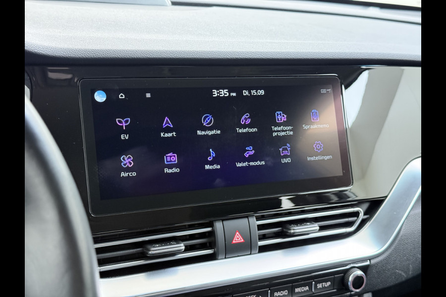 Kia e-Niro DynamicLine 64kWh 204PK Warmtepomp SOH 98% Camera Adap.Cruise Stoel+Stuurverwarming Navi Ecc Apple Carplay Android Auto Pdc Isofix Lane Assist VESS Regen-Lichtsensor 1e Eigenaar Origineel Nederlandse Auto