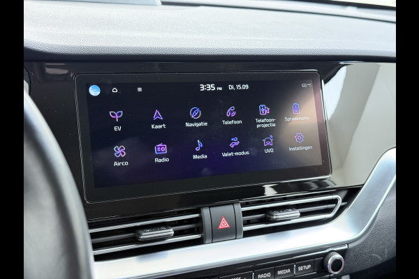Kia e-Niro DynamicLine 64kWh 204PK Warmtepomp SOH 98% Camera Adap.Cruise Stoel+Stuurverwarming Navi Ecc Apple Carplay Android Auto Pdc Isofix Lane Assist VESS Regen-Lichtsensor 1e Eigenaar Origineel Nederlandse Auto