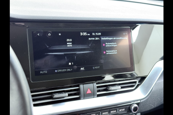 Kia e-Niro DynamicLine 64kWh 204PK Warmtepomp SOH 98% Camera Adap.Cruise Stoel+Stuurverwarming Navi Ecc Apple Carplay Android Auto Pdc Isofix Lane Assist VESS Regen-Lichtsensor 1e Eigenaar Origineel Nederlandse Auto