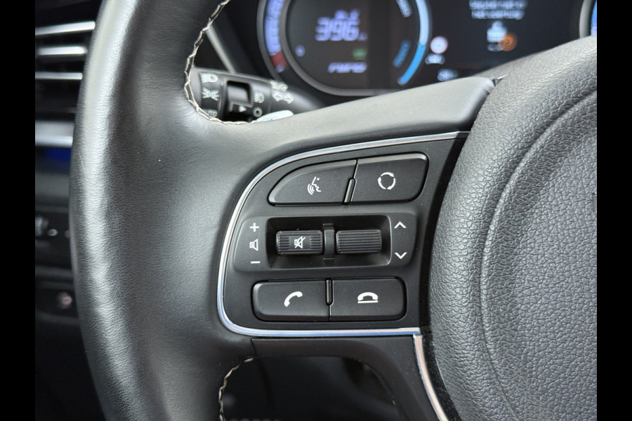 Kia e-Niro DynamicLine 64kWh 204PK Warmtepomp SOH 98% Camera Adap.Cruise Stoel+Stuurverwarming Navi Ecc Apple Carplay Android Auto Pdc Isofix Lane Assist VESS Regen-Lichtsensor 1e Eigenaar Origineel Nederlandse Auto