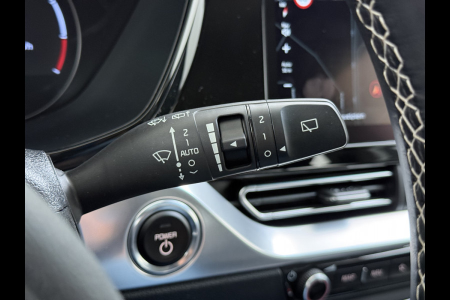 Kia e-Niro DynamicLine 64kWh 204PK Warmtepomp SOH 98% Camera Adap.Cruise Stoel+Stuurverwarming Navi Ecc Apple Carplay Android Auto Pdc Isofix Lane Assist VESS Regen-Lichtsensor 1e Eigenaar Origineel Nederlandse Auto