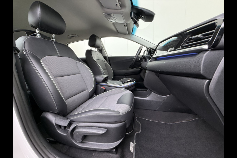 Kia e-Niro DynamicLine 64kWh 204PK Warmtepomp SOH 98% Camera Adap.Cruise Stoel+Stuurverwarming Navi Ecc Apple Carplay Android Auto Pdc Isofix Lane Assist VESS Regen-Lichtsensor 1e Eigenaar Origineel Nederlandse Auto
