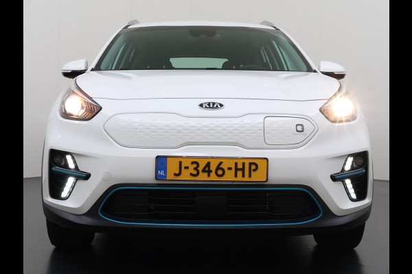 Kia e-Niro DynamicLine 64kWh 204PK Warmtepomp SOH 98% Camera Adap.Cruise Stoel+Stuurverwarming Navi Ecc Apple Carplay Android Auto Pdc Isofix Lane Assist VESS Regen-Lichtsensor 1e Eigenaar Origineel Nederlandse Auto