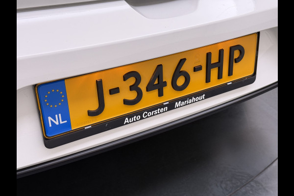 Kia e-Niro DynamicLine 64kWh 204PK Warmtepomp SOH 98% Camera Adap.Cruise Stoel+Stuurverwarming Navi Ecc Apple Carplay Android Auto Pdc Isofix Lane Assist VESS Regen-Lichtsensor 1e Eigenaar Origineel Nederlandse Auto