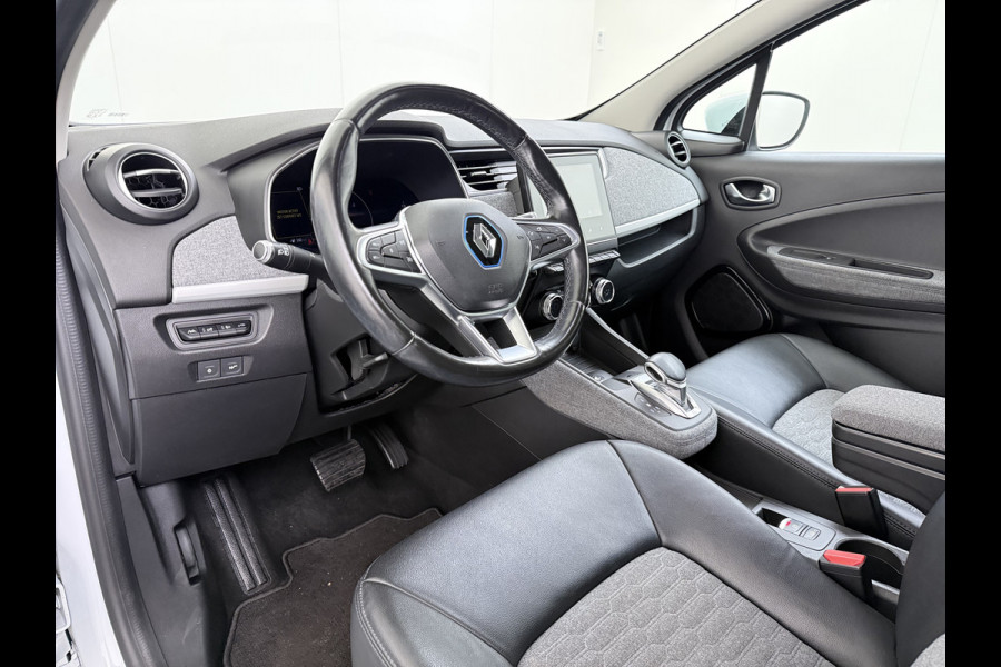 Renault ZOE 52kWh SOH 90% Incl. Accu Warmtepomp Stuur+Stoelverwarming Navi Keyless Apple Carplay/Android Auto Cruise Control Pdc R110 Life Regen-Lichtsensor Lane Assist Lmv 16" Led Isofix Facelift