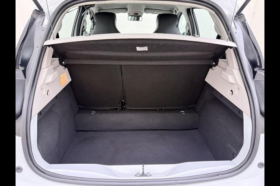 Renault ZOE 52kWh SOH 90% Incl. Accu Warmtepomp Stuur+Stoelverwarming Navi Keyless Apple Carplay/Android Auto Cruise Control Pdc R110 Life Regen-Lichtsensor Lane Assist Lmv 16" Led Isofix Facelift