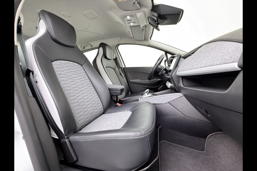 Renault ZOE 52kWh SOH 90% Incl. Accu Warmtepomp Stuur+Stoelverwarming Navi Keyless Apple Carplay/Android Auto Cruise Control Pdc R110 Life Regen-Lichtsensor Lane Assist Lmv 16" Led Isofix Facelift
