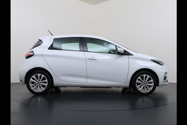 Renault ZOE 52kWh SOH 90% Incl. Accu Warmtepomp Stuur+Stoelverwarming Navi Keyless Apple Carplay/Android Auto Cruise Control Pdc R110 Life Regen-Lichtsensor Lane Assist Lmv 16" Led Isofix Facelift