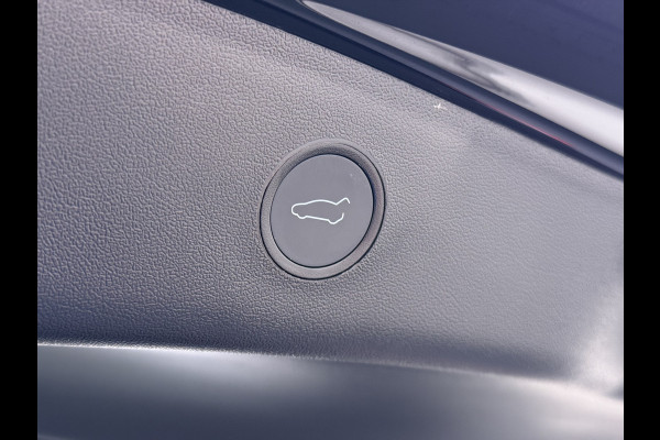 Tesla Model 3 RWD 60kWh Warmtepomp LFP-Accu SOH 91% Traffic Aware Cruise Control+Autom.Sturen Camera's Navi Ecc Stoel+Stuurverwarming Elek.Ach Lmv 19" AMD Ryzen™ Elek.Stoelen+Memory Isofix Regen-Lichtsensor 1e Eigenaar Origineel Nederlandse Auto