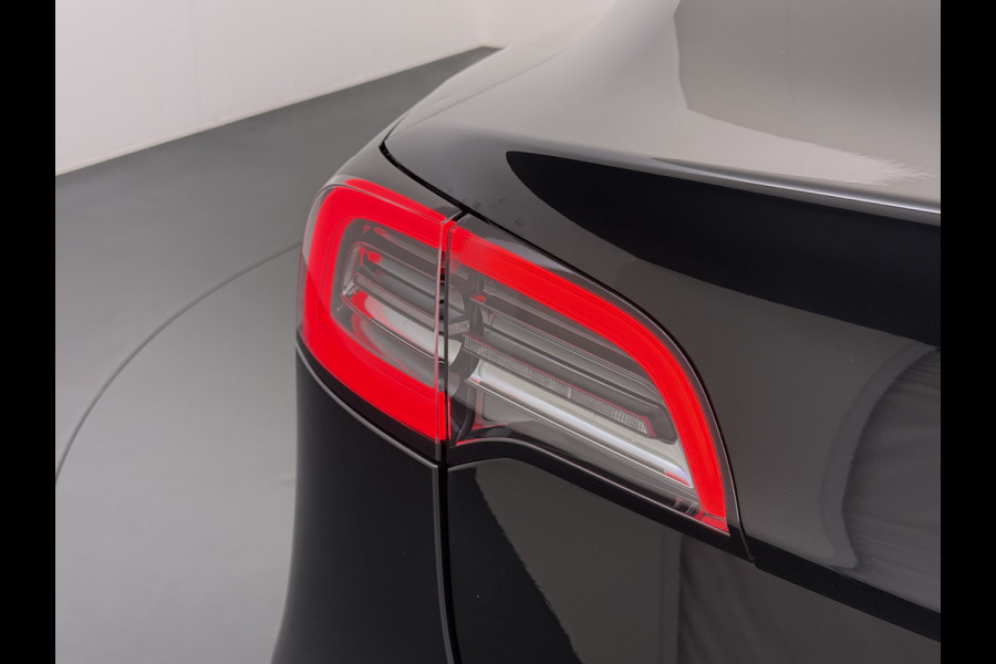 Tesla Model 3 RWD 60kWh Warmtepomp LFP-Accu SOH 91% Traffic Aware Cruise Control+Autom.Sturen Camera's Navi Ecc Stoel+Stuurverwarming Elek.Ach Lmv 19" AMD Ryzen™ Elek.Stoelen+Memory Isofix Regen-Lichtsensor 1e Eigenaar Origineel Nederlandse Auto