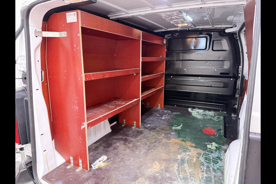 Opel Vivaro 2.0CDTI 123PK Euro 6 L2H1 3-Persoons Imperiaal Trekhaak 360°Camera Navi Apple Carplay Android Auto Airco Cruise Control Betonplex Vloer Kasteninbouw Wandbetimmering 2.500KG Trekgewicht 1e Eigenaar