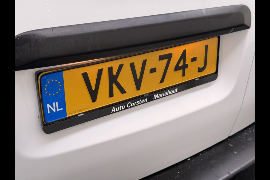 Opel Vivaro 2.0CDTI 123PK Euro 6 L2H1 3-Persoons Imperiaal Trekhaak 360°Camera Navi Apple Carplay Android Auto Airco Cruise Control Betonplex Vloer Kasteninbouw Wandbetimmering 2.500KG Trekgewicht 1e Eigenaar