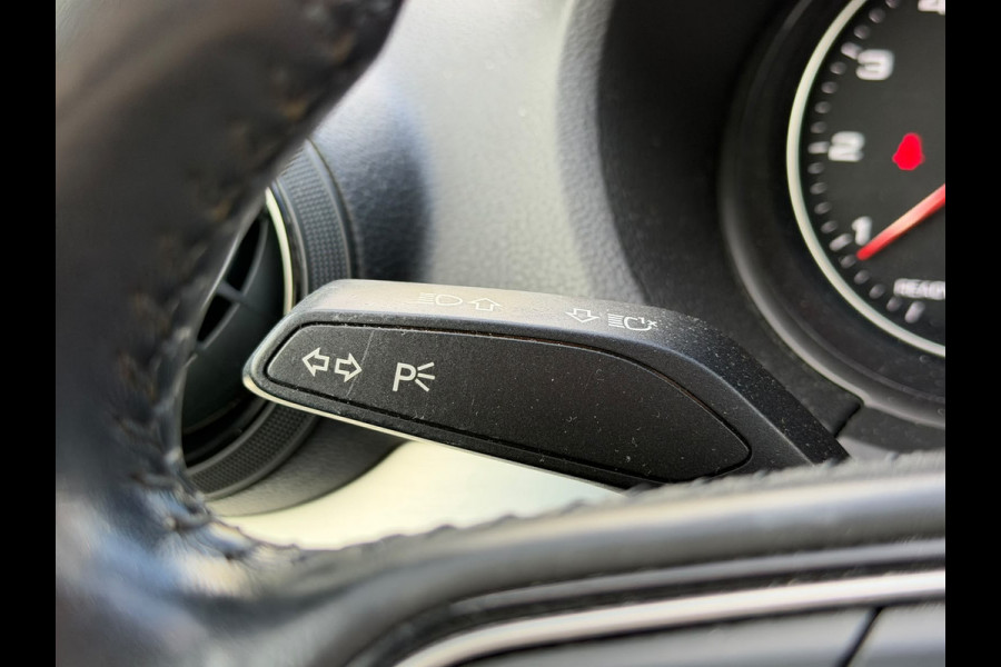Audi Q2 1.4 TFSI CoD Sport Pro Line | Achteruitrijcamera | Cruise Control | Navigatie | Parkeersensoren | Automaat | Climate Control | Nanograu