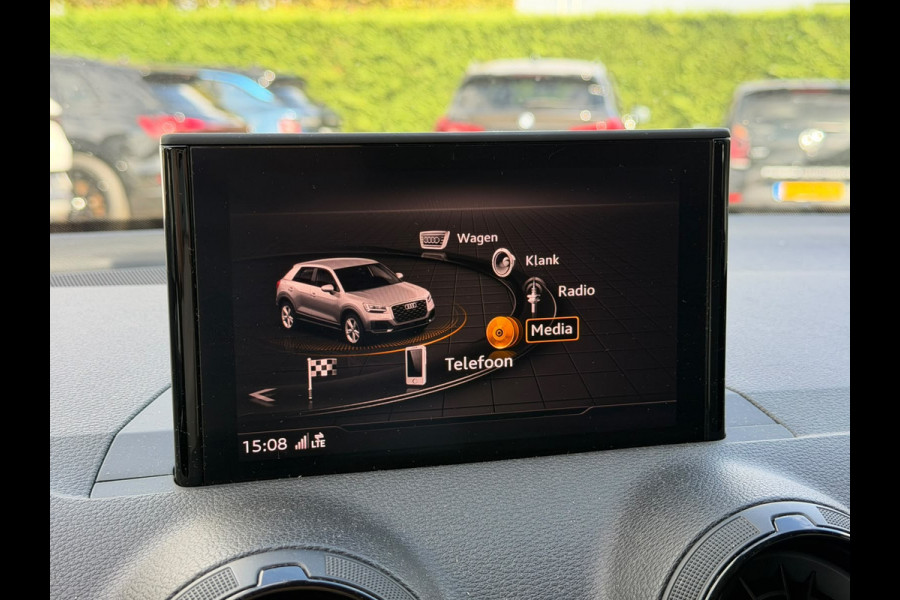Audi Q2 1.4 TFSI CoD Sport Pro Line | Achteruitrijcamera | Cruise Control | Navigatie | Parkeersensoren | Automaat | Climate Control | Nanograu