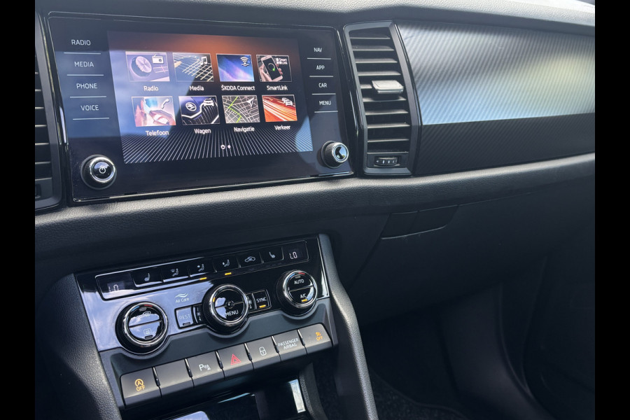 Škoda Kodiaq 1.5 TSI Sportline Business 7p. | Trekhaak | Pano | Sfeerverlichting | Apple Carplay | Stoelverwarming