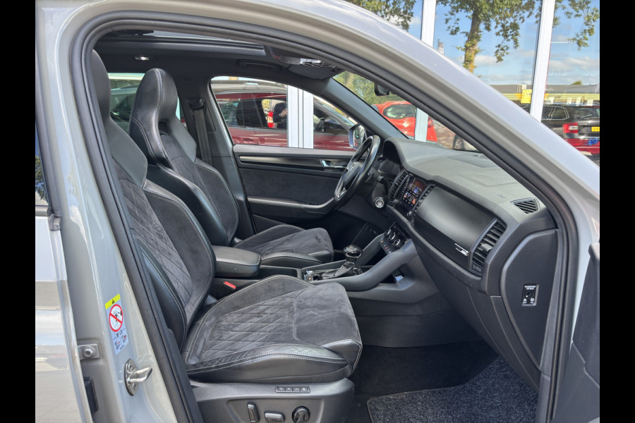 Škoda Kodiaq 1.5 TSI Sportline Business 7p. | Trekhaak | Pano | Sfeerverlichting | Apple Carplay | Stoelverwarming