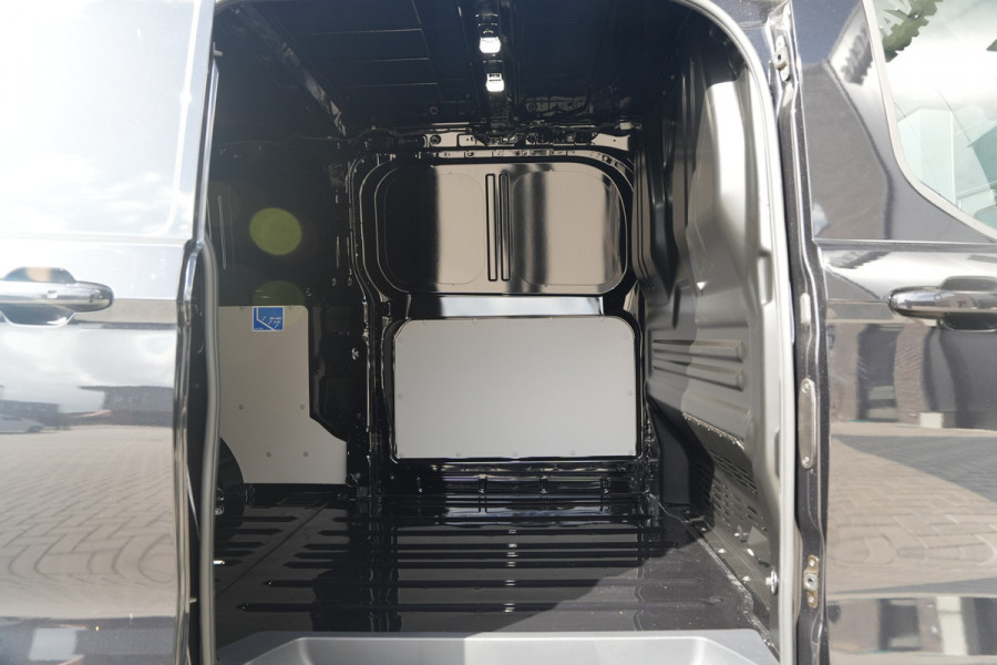 Ford E-Transit Custom 340 L2H1 Limited 71 kWh 218pk - ACC - Navi - Stoel/Stuurverwarming - 360 Camera - Blindspot - Rijklaar